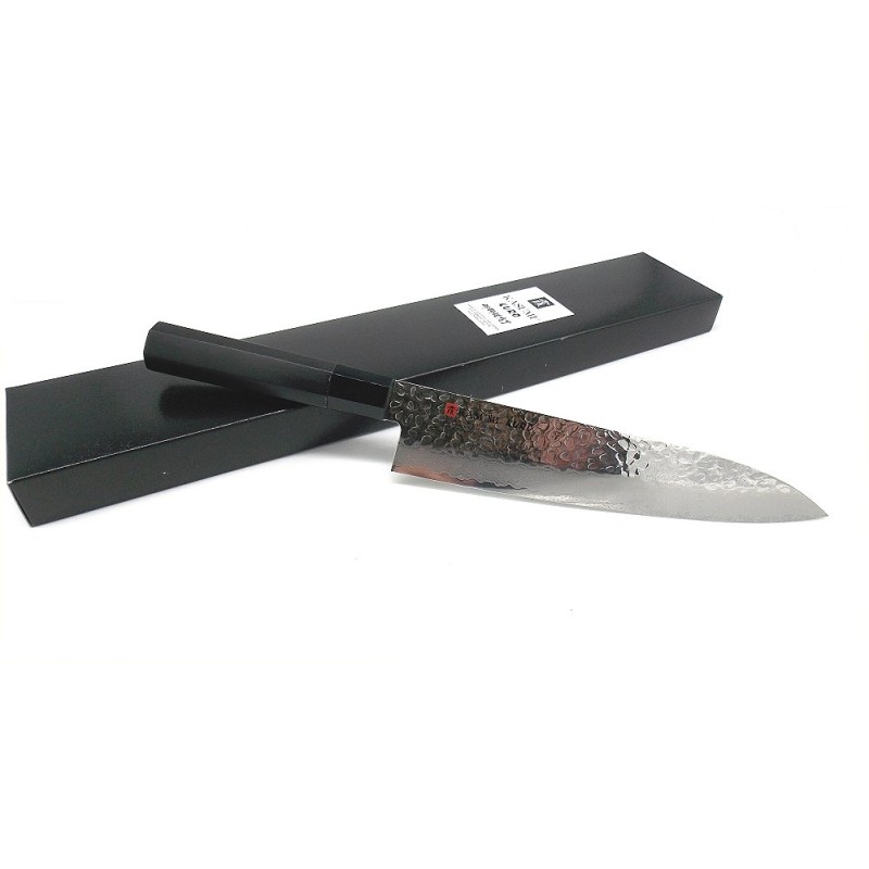 KASUMI Chef's knife KURO 210 mm.